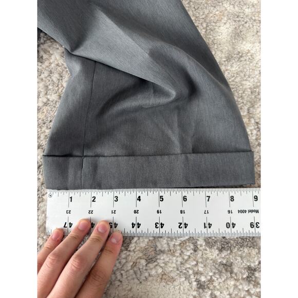 Van Heusen Mens Size 36/32 Pleated Pants Gray Casual Button Zip Pocket - Picture 7 of 11